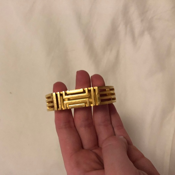 Tory Burch Jewelry - Tory Burch Fitbit Gold Bracelet